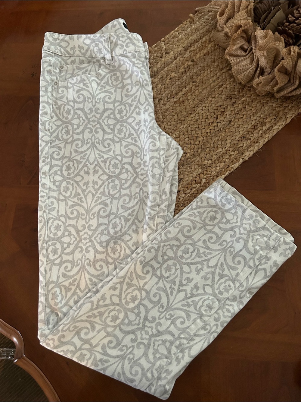 Women’s White House Black Market Patterned Jeans